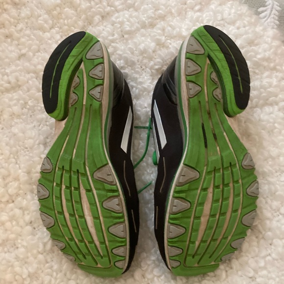 Adidas running walking shoes black/lime green size 7 - Picture 4 of 7
